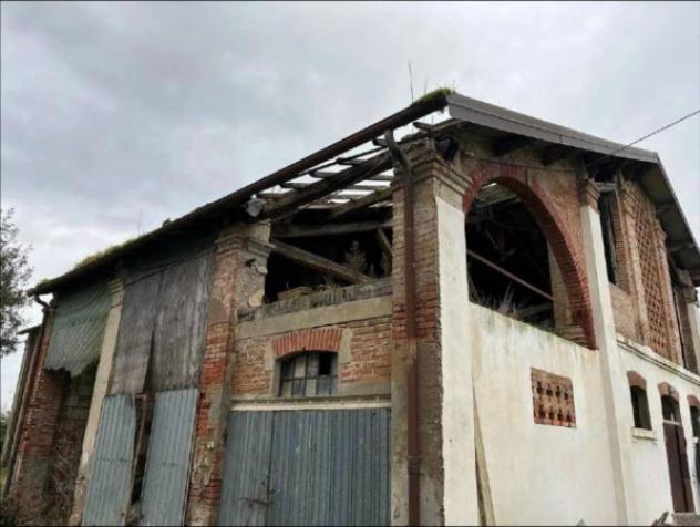 Immobile in asta di 451 m² con più di 5 locali in vendita a Jolanda di Savoia - Foto 2