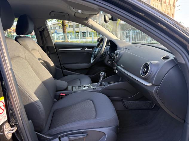 Audi A3 30 TDI S tronic Business - Foto 9