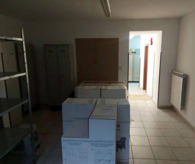 Immobile in asta di 2000 m² con più di 5 locali in vendita a Borgorose - Foto 19