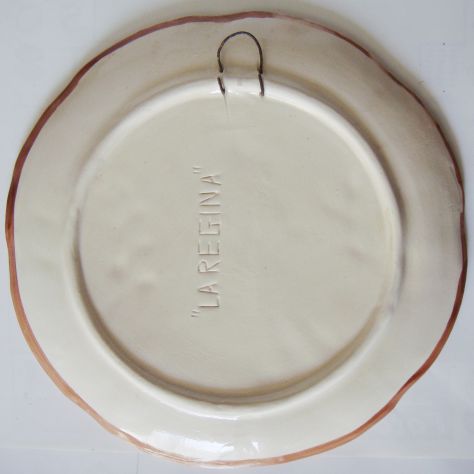 2 Piatti da parete-ceramica a rilievo-dipinti a mano-Fornace La Regina-ca 1976 - Foto 2