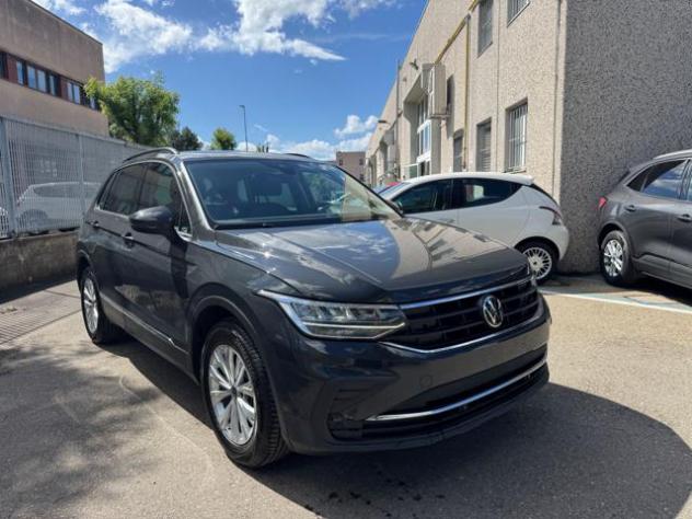 VOLKSWAGEN Tiguan 2.0 TDI 150 CV DSG Life rif. 23794327 - Foto 2