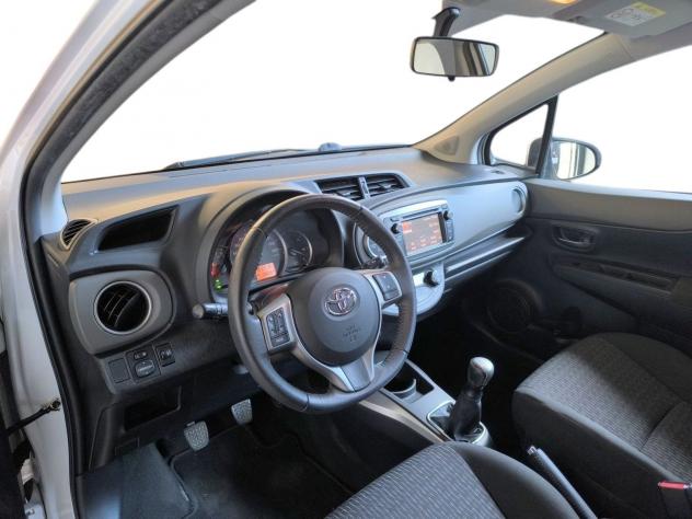 Toyota Yaris 1.0 BENZINA 69 HP LOUNGE NEOPATENTATI - Foto 10