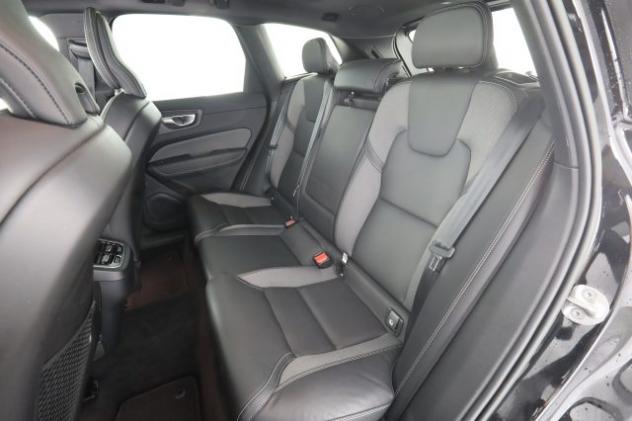 VOLVO XC60 XC60 B4 (d) AWD automatico Ultimate Dark rif. 23748969 - Foto 3