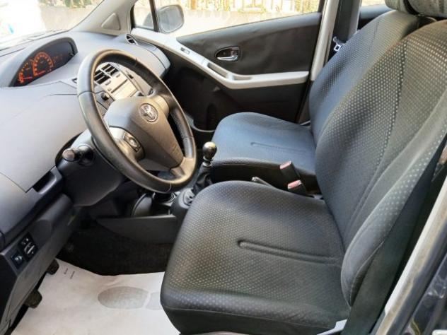 TOYOTA Yaris 1.3 5 porte Sol rif. 23887173 - Foto 5