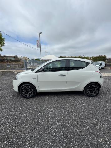 Lancia Ypsilon 1.0 FireFly 5 porte S&S Hybrid Gold Plus - Foto 9