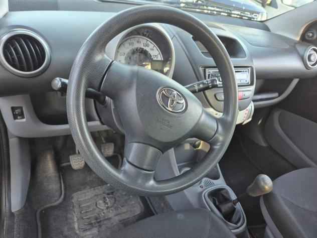Toyota Aygo 1.0 12V VVT-i 5 porte Now - Foto 9