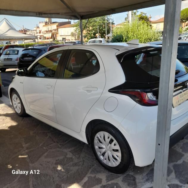 Toyota Yaris 1.5 Hybrid 5 porte Style - Foto 2