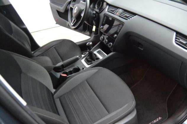 SKODA Octavia 1.6 TDI SCR 115 CV Executive rif. 24066976 - Foto 8
