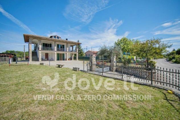 Casa indipendente di 160 m² con 4 locali in vendita a Tuoro sul Trasimeno - Foto 2
