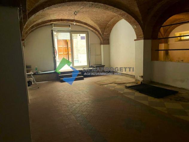 Fondo commerciale in Via dei Rossi, Siena - Foto 5