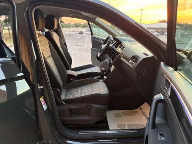 VOLKSWAGEN Tiguan 2.0 TDI 150 CV SCR DSG Life rif. 23947227 - Foto 9