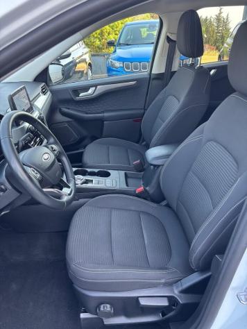 Ford Kuga 1.5 EcoBlue 120 CV aut. 2WD Titanium Business - Foto 9