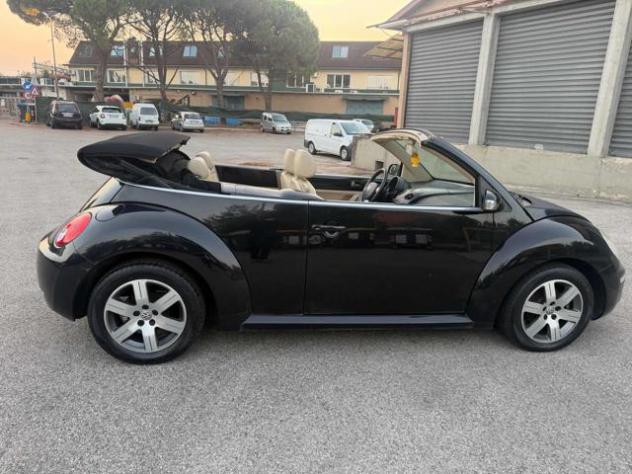 VOLKSWAGEN New Beetle 1.9 TDI 105CV Cabrio Lim. Red Edt. Bellissima rif. 23939572 - Foto 6