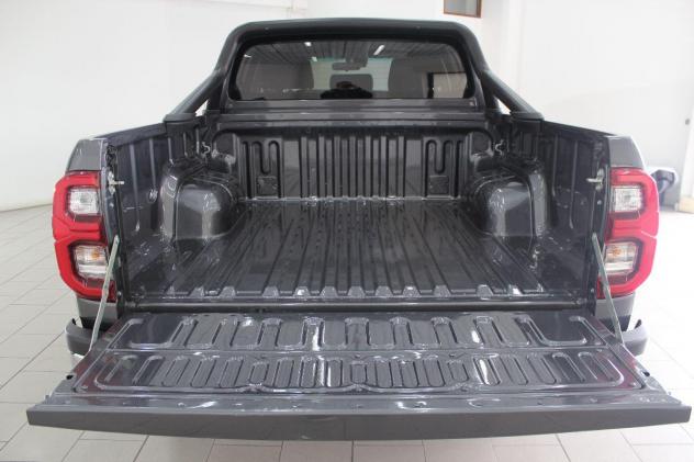 HILUX 2.4 D-4D A/T AWD 4 PORTE DOUBLE CAB EXECUTIVE - Foto 7