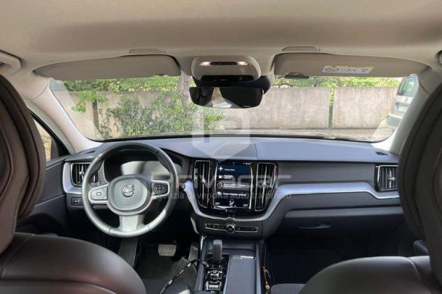 Volvo XC60 XC60 B4 (d) AWD Geartronic Momentum Pro - Foto 8