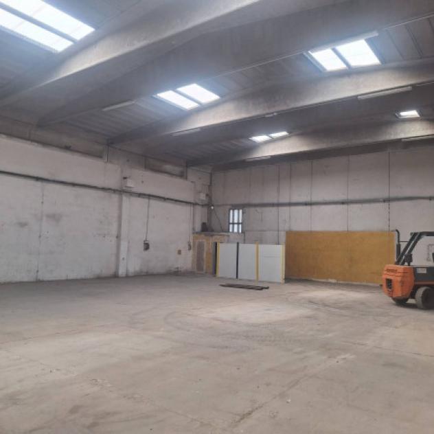 Immobile di 460 m² con 1 locale in affitto a Maranello - Foto 7