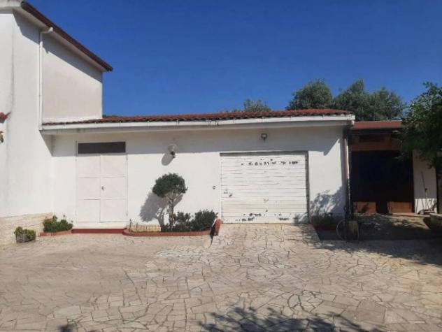 Immobile in asta di 325 m² con più di 5 locali e box auto in vendita a Castelforte - Foto 5
