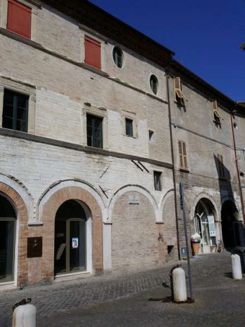 APPARTAMENTO PALAZZO ARNOLFI FANO PU - Foto 2