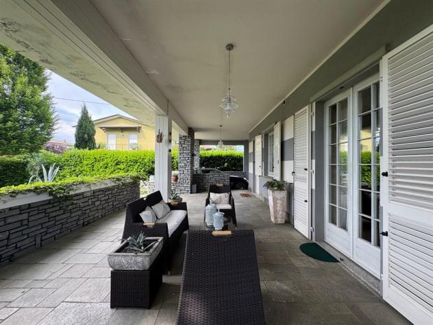 VILLA SINGOLA SU LOTTO DI 820 MQ - Foto 9