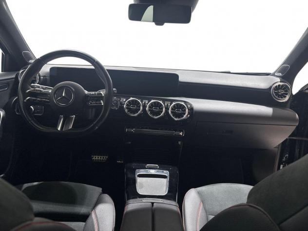 Mercedes-Benz Classe A A 180 d AMG Line Premium auto - Foto 9
