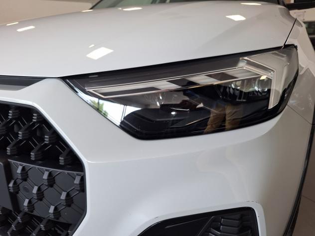 Audi A1 A1 allstreet 30 1.0 tfsi Identity Contrast 116cv s tronic - Foto 7