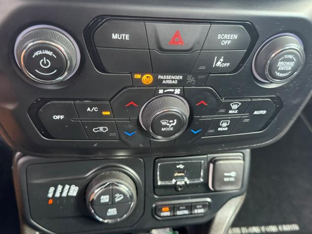 JEEP RENEGADE 2023 1.3 T4 240CV 4XE AUTOMATICA FULL LED - Foto 8