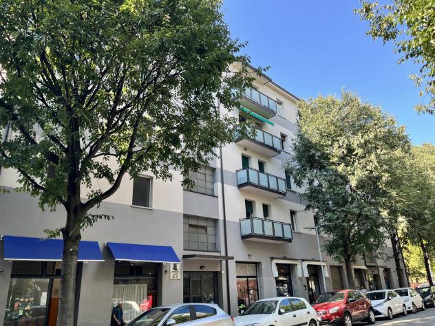 APPARTAMENTO di 5 vani e di 100 mq (BOLOGNA - Bologna) rif. MR9 - Foto 2
