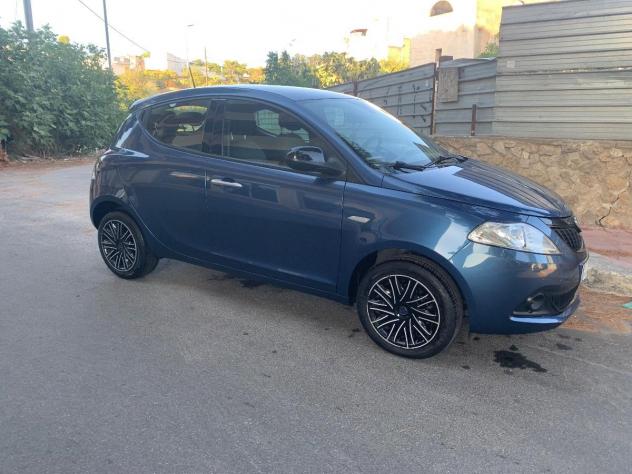 LANCIA - Ypsilon - 1.0 FireFly 5p. S&S Hybrid Oro - Foto 5