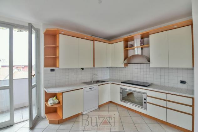 Attico / Mansarda di 125 m² con 3 locali e box auto doppio in vendita a Seregno - Foto 11