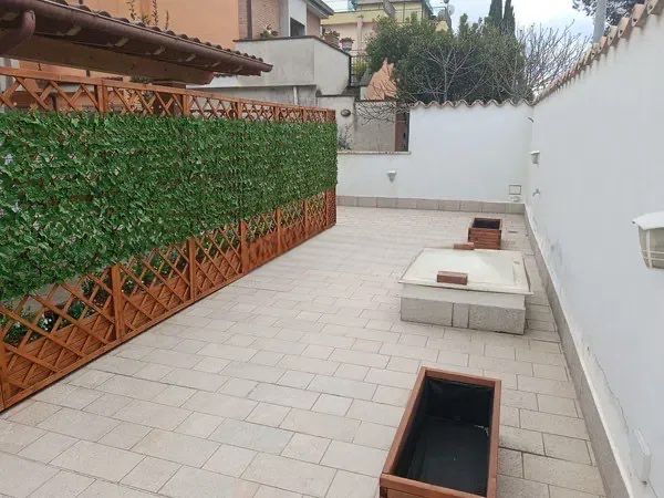 SELVA CANDIDA MONOLOCALE ARREDATO CON GIARDINO MATTONATO PRIVATO - Foto 5