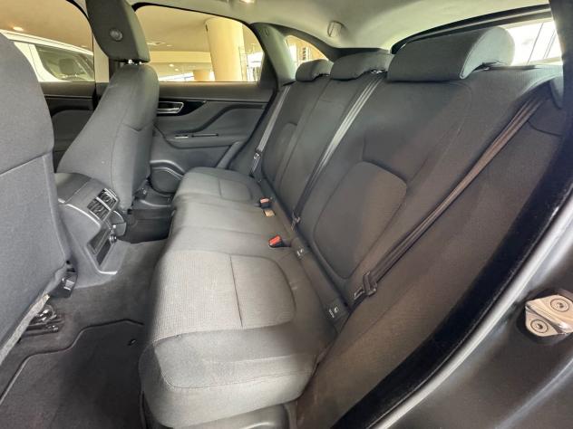 Jaguar F-Pace 2.0D 180cv PURE - Foto 6