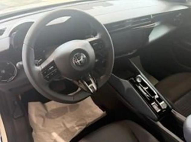 Alfa Romeo Junior Junior 1.2 145 CV Hybrid eDCT6 Q4 - Foto 9