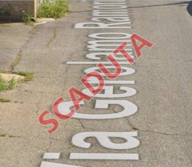 Immobile in asta di 77 m², box auto in vendita a Guidonia Montecelio