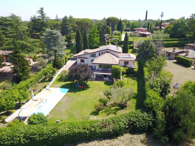 Villa in vendita a Roma