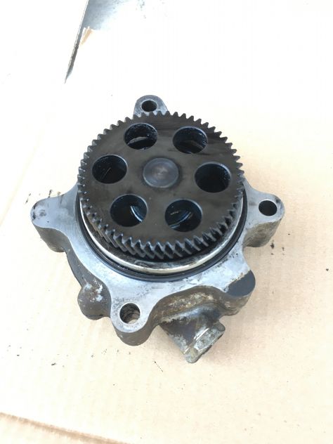 Pompa OLIO Nissan KING CAB D21 2.5 Diesel motore SD25