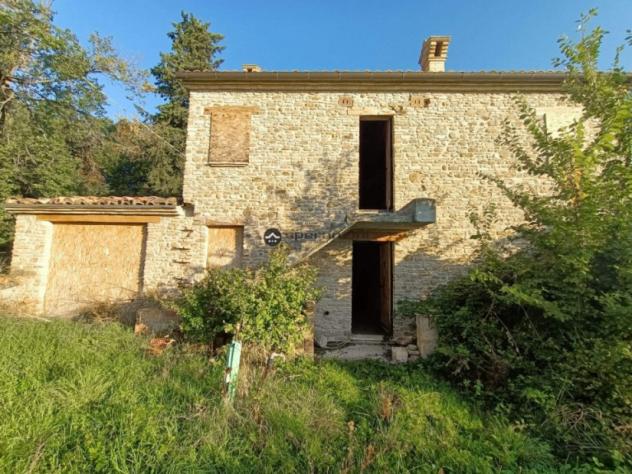 Sant'ippolito
nella media valle del metauro, in zona facilmente raggiungibile dalle principali vie di comunicazione proponiamo in vendita ex casale co - Foto 2