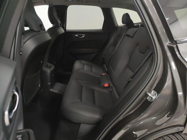 Volvo XC60 Recharge T6 Plug-in AWD auto Plus Dark Tetto Pelle Navi 19” - Foto 6