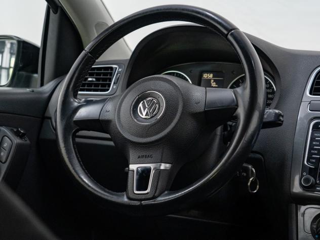 Volkswagen Polo 1.6 TDI 90cv - Foto 9