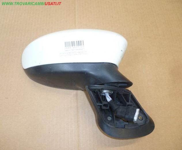 RETROVISORE EST.D.(regolazione elettrica) BIANCO 3 PIN FIAT PUNTO (199-2Y/4C/3X)   FIAT - GRANDE PUNTO - 01-09-2005 - 01-12-2011