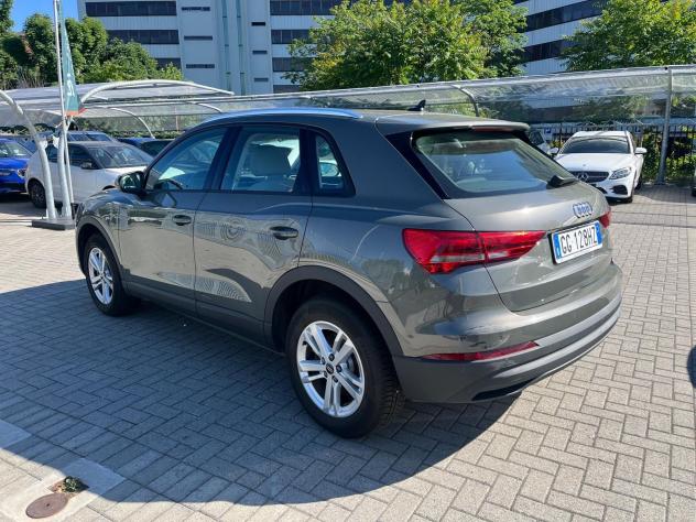 Audi Q3 45 TFSI e S tronic Business Plugin Hybrid - Foto 8