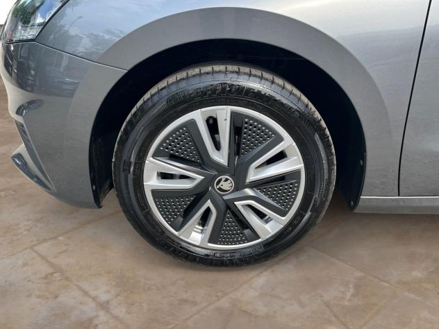 Škoda Fabia 1.0 MPI Evo 59KW AMBITION - Foto 9