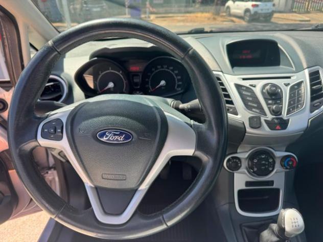 FORD Fiesta 1.4 TDCi 68CV 5 porte Titanium rif. 24039943 - Foto 9