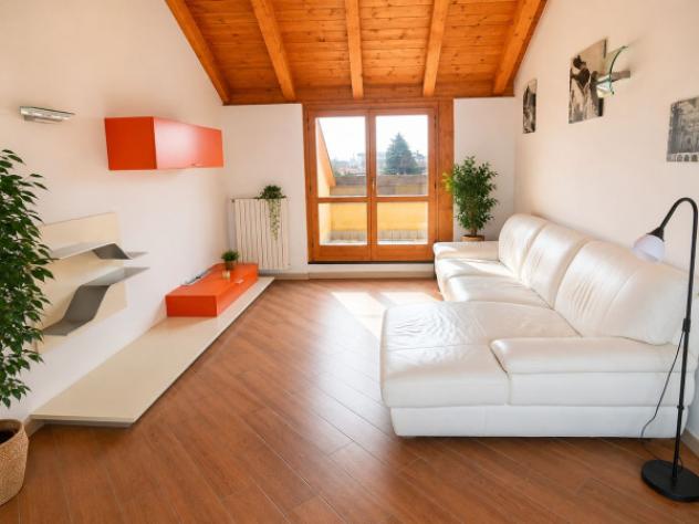 Appartamento di 85 m² con 2 locali e box auto in affitto a Rho - Foto 4