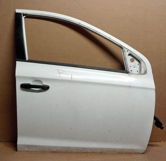 PORTA ANT.DX BIANCA C/A. e S. (No Scendente) 999-U1297190 Carrozzeria Lamierati esterni Porte Porta ant. dx. HYUNDAI - i 20 - 01-01-2009 - 01-05-20