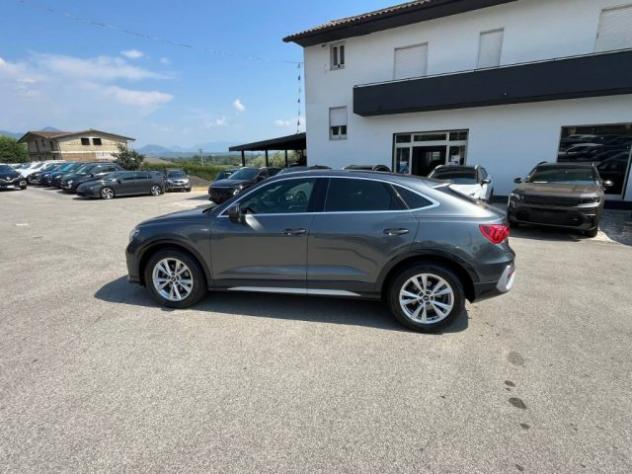 AUDI Q3 35 TDI S tronic S line rif. 24003299 - Foto 6