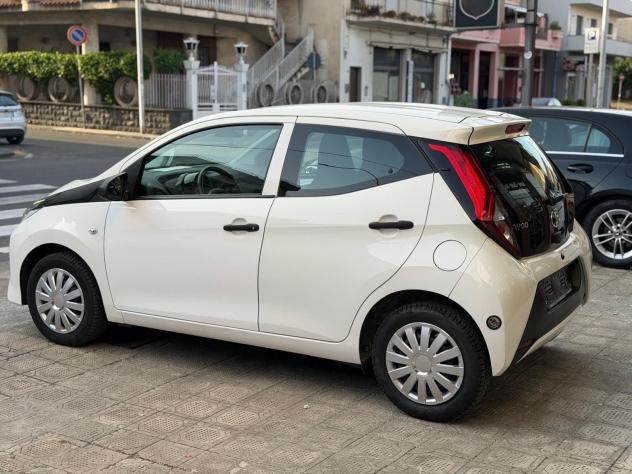 Toyota Aygo 1.0 VVT-i x-clusiv - Foto 4