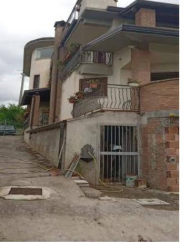 Immobile in asta di 342 m² con più di 5 locali e box auto in vendita a Picerno - Foto 3