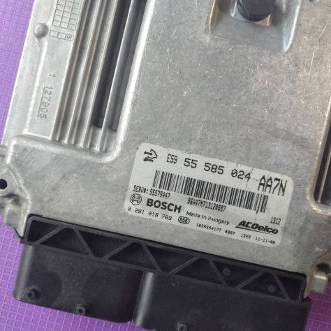 CENTRALINA MOTORE ECU OPEL ASTRA 55585024 0281018769 55579447 1039S4417 BA4 CE - Foto 3