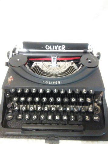 Macchina da scrivere "Oliver Portatile"- anni 1920-30 - Foto 2
