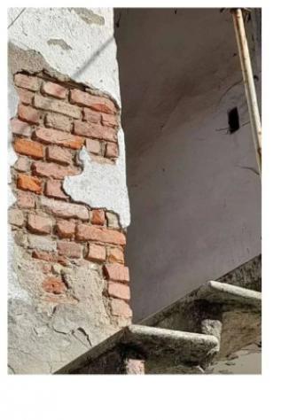 Immobile in asta di 400 m² con più di 5 locali in vendita a Carugo - Foto 7